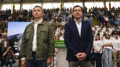 El presidente del PP de Andalucía y el presidente de Andalucía, Juanma Moreno. Álex Zea / Europa Press