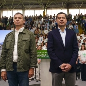 El presidente del PP de Andalucía y el presidente de Andalucía, Juanma Moreno. Álex Zea / Europa Press El presidente del PP de Andalucía y el presidente de Andalucía, Juanma Moreno. Álex Zea / Europa Press