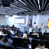 Rueda de prensa tras el Consejo de Ministros. Foto de archivo: Pool Moncloa/Borja Puig de la Bellacasa