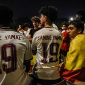 EuropaPress 7675730 aficionados seleccion espanola final mundial futbol 2026 barrio rocafonda EuropaPress 7675730 aficionados seleccion espanola final mundial futbol 2026 barrio rocafonda