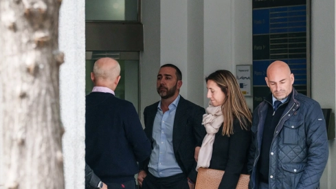 EuropaPress 7435969 abogada koldo garcia leticia hoz empresario victor aldama salida tribunal (1) EuropaPress 7435969 abogada koldo garcia leticia hoz empresario victor aldama salida tribunal (1)