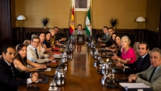 El presidente de la Junta de Andalucía Juanma Moreno en el pleno para los presupuestos del 2027. (Fuente: Juanma Moreno en X).