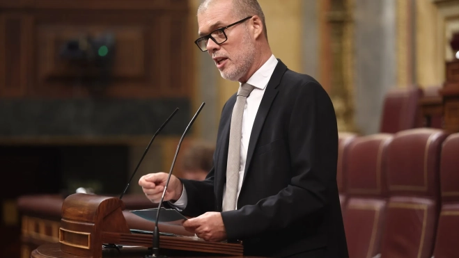 El diputado de Junts, Josep Maria Cruset, durante la celebración de la sesión extraordinaria del Pleno del Congreso de los Diputados. Eduardo Parra / Europa Press El diputado de Junts, Josep Maria Cruset, durante la celebración de la sesión extraordinaria del Pleno del Congreso de los Diputados. Eduardo Parra / Europa Press