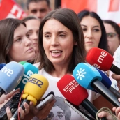 EuropaPress 7614084 secretaria politica podemos eurodiputada irene montero atienden medios (1)