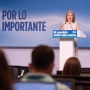 La vicesecretaria de Regeneración Institucional del Partido Popular, Cuca Gamarra, en rueda de prensa. Imagen de PP/Diego Puerta