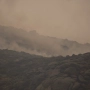 Vista del humo del incendio forestal, a 27 de julio de 2026, en Mijares, Ávila. Alberto Ortega / Europa Press
