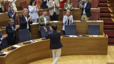 El presidente de la Generalitat Valenciana, Juanfran Pérez Llorca (de espaldas). Rober Solsona / Europa Press
