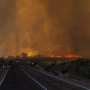 Llamas y humo procedentes de un incendio forestal, a 29 de julio de 2026, en Fermoselle, Zamora. Paloma V. Escarpa / Europa Press