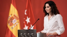 Aumenta el cerco sobre Ayuso ante la compra del lujoso ático con dinero público: el decreto que aprobó hace un año abre la puerta a que pueda usarlo cuando sea expresidenta
