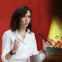 La maniobra de Ayuso con la que intenta cerrar la polémica del ático de lujo en Chamberí: anuncia su venta para financiar la lucha contra los incendios