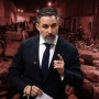 El líder de la ultraderecha Vox, Santiago Abascal; y los inmigrantes que cruzaron a Ceuta. Elaboración propia (Imágenes de Europa Press)