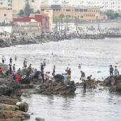 Decenas de personas siguen intentando cruzar la frontera, a 31 de julio de 2026, en Ceuta. Marcos Moreno / Europa Press Decenas de personas siguen intentando cruzar la frontera, a 31 de julio de 2026, en Ceuta. Marcos Moreno / Europa Press