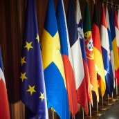 Bandera de la Unión Europea junto a varias banderas de los países pertenecientes, durante la reunión informal ministerial. Foto de archivo: Eduardo Sanz / Europa Press