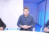 El periodista Jesús Cintora junto a José Miguel Villarroya y Hugo Pereira