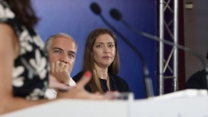 La portavoz del Grupo Popular en el Congreso, Ester Muñoz, y el vicesecretario de Política Autonómica, Local y Análisis Electoral del PP, Elías Bendodo. Álex Zea / Europa Press