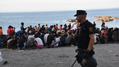 Cientos de personas migrantes reciben atención sanitaria de profesionales. Gabriela Sardá Núñez / Europa Press