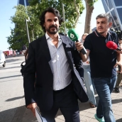 EuropaPress 7632163 pareja presidenta comunidad madrid alberto gonzalez amador salida juzgados