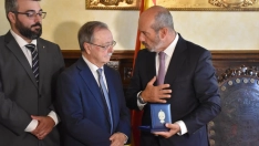 EuropaPress 7713921 presidente senado pedro rollan recibido presidente ceuta juan jesus vivas