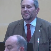 El concejal de la ultraderecha Vox en el Ayuntamiento de Segovia, Alfonso de Ceballos-Escalera y Gila. Fuente: Ayto. de Segovia, plenos