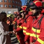 La presidenta de la Comunidad, Isabel Díaz Ayuso, en una visita al Parque de Bomberos de Las Rozas. Foto de archivo: Isabel Infantes / Europa Press