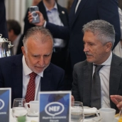 El ministro de Política Territorial y Memoria Democrática, Ángel Víctor Torres, y el ministro de Interior, Fernando Grande-Marlaska. Alejandro Martínez Vélez / Europa Press