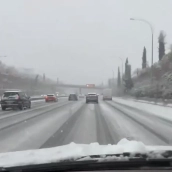 La nieve sorprende a los madrileños: la borrasca 'Kristin' mantiene en alerta a casi toda España