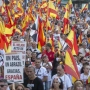 Cientos de personas durante una concentración para protestar por las consecuencias de la crisis migratoria, en Ceuta. Marcos Moreno / Europa Press