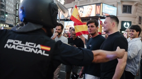 EuropaPress 7745447 periodista vito quiles concentracion contra racismo ceuta plaza callao