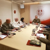 Felipe VI se reúne con la ministra de Defensa, Margarita Robles, para examinar la situación de Ceuta. Fuente: @CasaReal en X