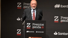 El escritor Arturo Pérez Reverte