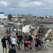 Migrantes en un nuevo asentamiento. Gabriela Sardá Núñez / Europa Press