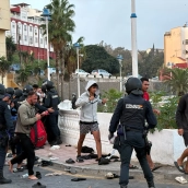 EuropaPress 7782648 cuerpos seguridad estado organizan migrantes traslado puerto ceuta 18