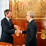 El ministro de Hacienda, Arcadi España (d), y el ministro de Cultura, Ernest Urtasun (i), durante una reunión en la sede del Ministerio de Hacienda para abordar los Presupuestos Generales del Estado, esta semana. Gabriel Luengas / Europa Press