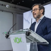 El portavoz de la ultraderecha Vox, José Antonio Fúster, durante una rueda de prensa. Fuente: VOX