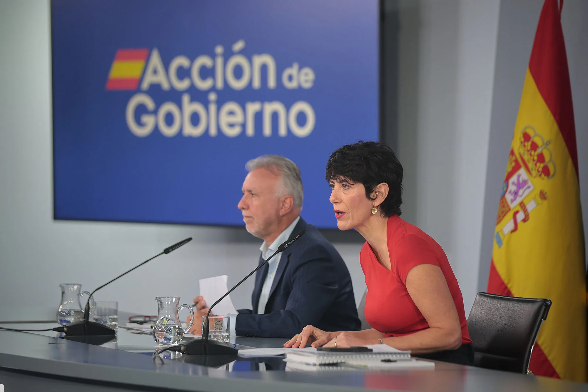 La ministra de Inclusión, Seguridad Social y Migraciones, y portavoz del Gobierno, Elma Saiz, durante su intervención en la rueda de prensa tras el Consejo de Ministros. Pool Moncloa/Sandra Armada La ministra de Inclusión, Seguridad Social y Migraciones, y portavoz del Gobierno, Elma Saiz, durante su intervención en la rueda de prensa tras el Consejo de Ministros. Pool Moncloa/Sandra Armada