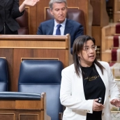 La diputada del PP, Ana Vázquez, tras ser expulsada por llevar un bote de gas pimienta durante una sesión de control al Gobierno, en el Congreso de los Diputados. Jesús Hellín / Europa Press
