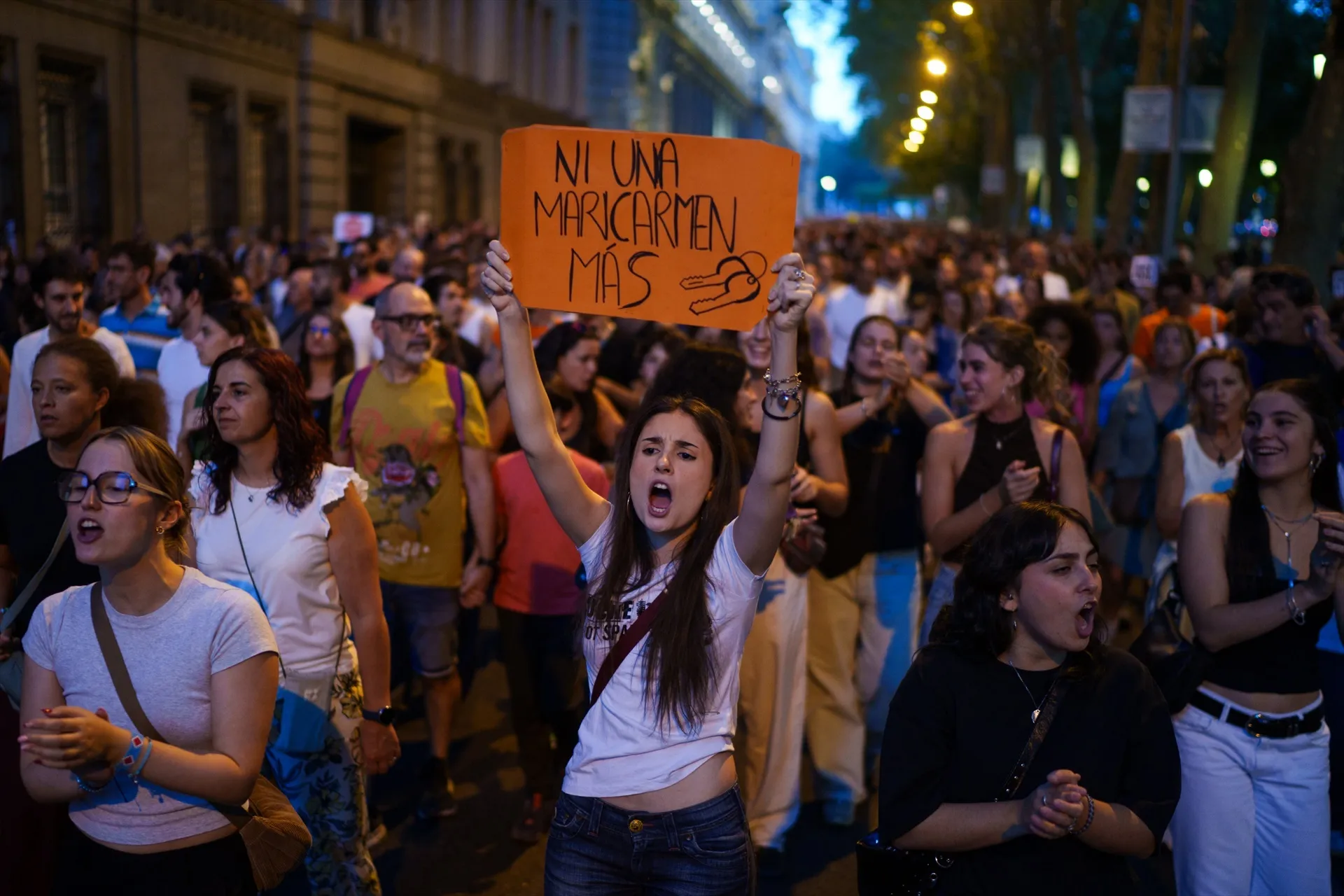 EuropaPress 7802495 miles personas manifestacion denunciar desahucio maricarmen abascal 26 EuropaPress 7802495 miles personas manifestacion denunciar desahucio maricarmen abascal 26