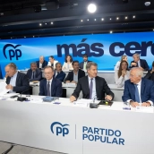 EuropaPress 7805418 presidente partido popular alberto nunez feijoo junto presidente ceuta juan