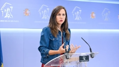 La secretaria general de Podemos, Ione Belarra, durante una rueda de prensa, en el Congreso de los Diputados. Gustavo Valiente / Europa Press.