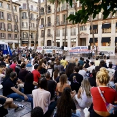 Imágenes de la segunda jornada de acampada promovida por el Sindicato de Inquilinas para reclamar una vivienda digna. Álex Zea / Europa Press