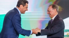 EuropaPress 7812047 presidente junta andalucia juanma morenos presidente ciudad autonoma ceuta