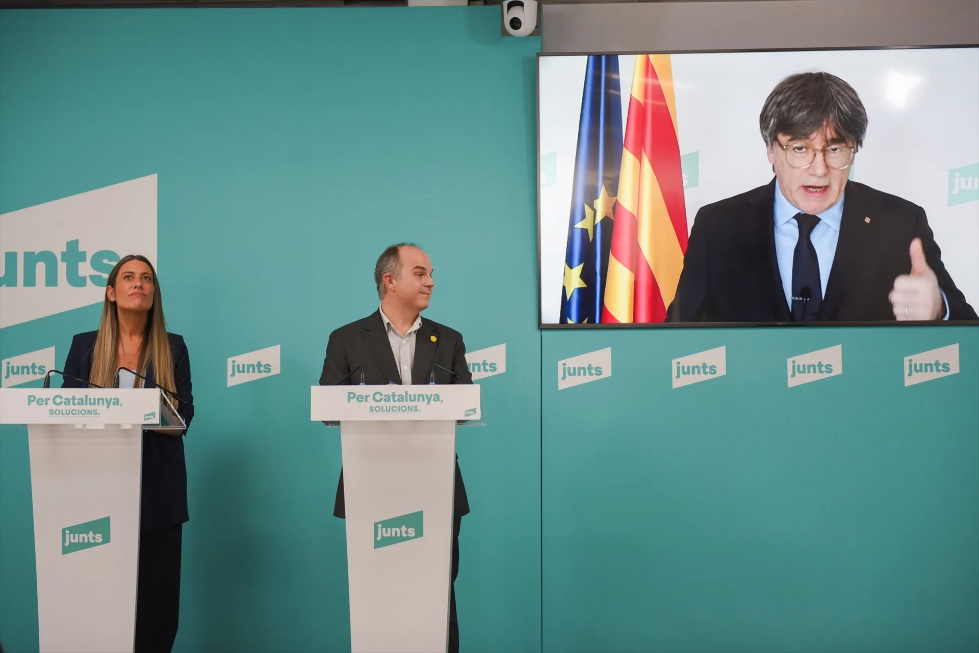 La portavoz en el Congreso de Junts, Miriam Nogueras, el secretario general de Junts, Jordi Turull, y el presidente de Junts, Carles Puigdemont. Alberto Paredes / Europa Press