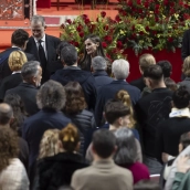 Familiares de las víctimas de Adamuz en el funeral con los Reyes