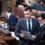 El ministro de Derechos Sociales, Consumo y Agenda 2030, Pablo Bustinduy, durante una sesión plenaria, en el Congreso de los Diputados. Jesús Hellín / Europa Press