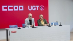 El secretario general de CCOO, Unai Sordo (i) y el secretario general de UGT, Pepe Álvarez (d), durante una rueda de prensa. Foto de archivo: Alberto Ortega / Europa Press