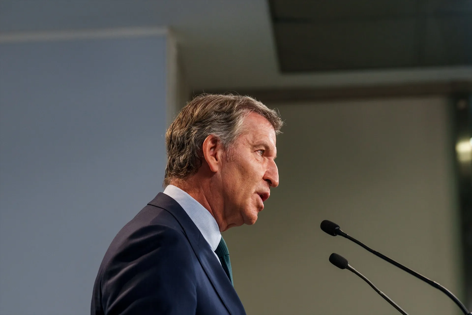 El presidente del Partido Popular, Alberto Núñez Feijóo, durante una rueda de prensa en Génova. Matias Chiofalo / Europa Press El presidente del Partido Popular, Alberto Núñez Feijóo, durante una rueda de prensa en Génova. Matias Chiofalo / Europa Press