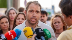 EuropaPress 7708297 coordinador iu andalucia toni valero atiende medios marco acto homenaje