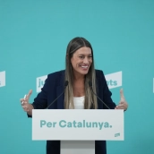 La portavoz de Junts en el Congreso, Miriam Nogueras (d), durante una rueda de prensa, a 3 de diciembre de 2025, en Barcelona, Catalunya (España). David Zorrakino / Europa Press.