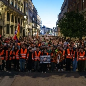 Cientos de personas durante la manifestación ‘Hasta Siempre, Maricarmen’, desde la Puerta del Sol hasta la vivienda de Maricarmen. Matias Chiofalo / Europa Press
