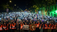 EuropaPress 7830165 cientos personas velas manifestacion siempre maricarmen puerta sol vivienda